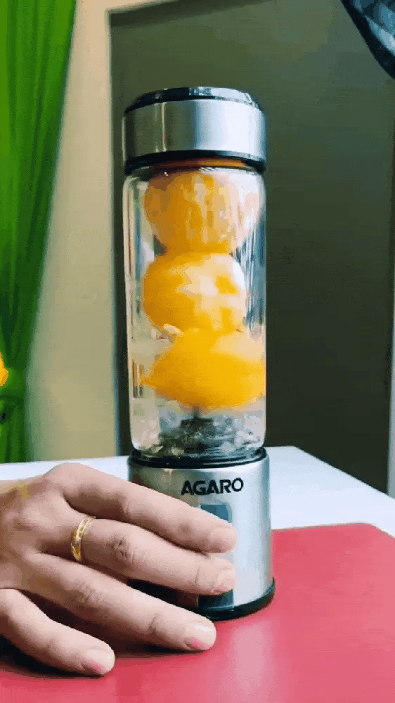 Mini Juicer Blender,Electric Juicer Bottle For Smoothies and Juices, Mixer